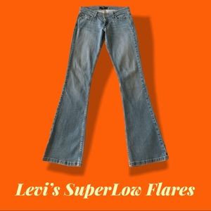 Levi’s SuperLow 524 Jeans